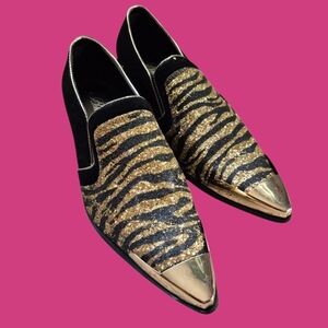 Velvet  Gold Tiger Print Loafers Mens 9.5